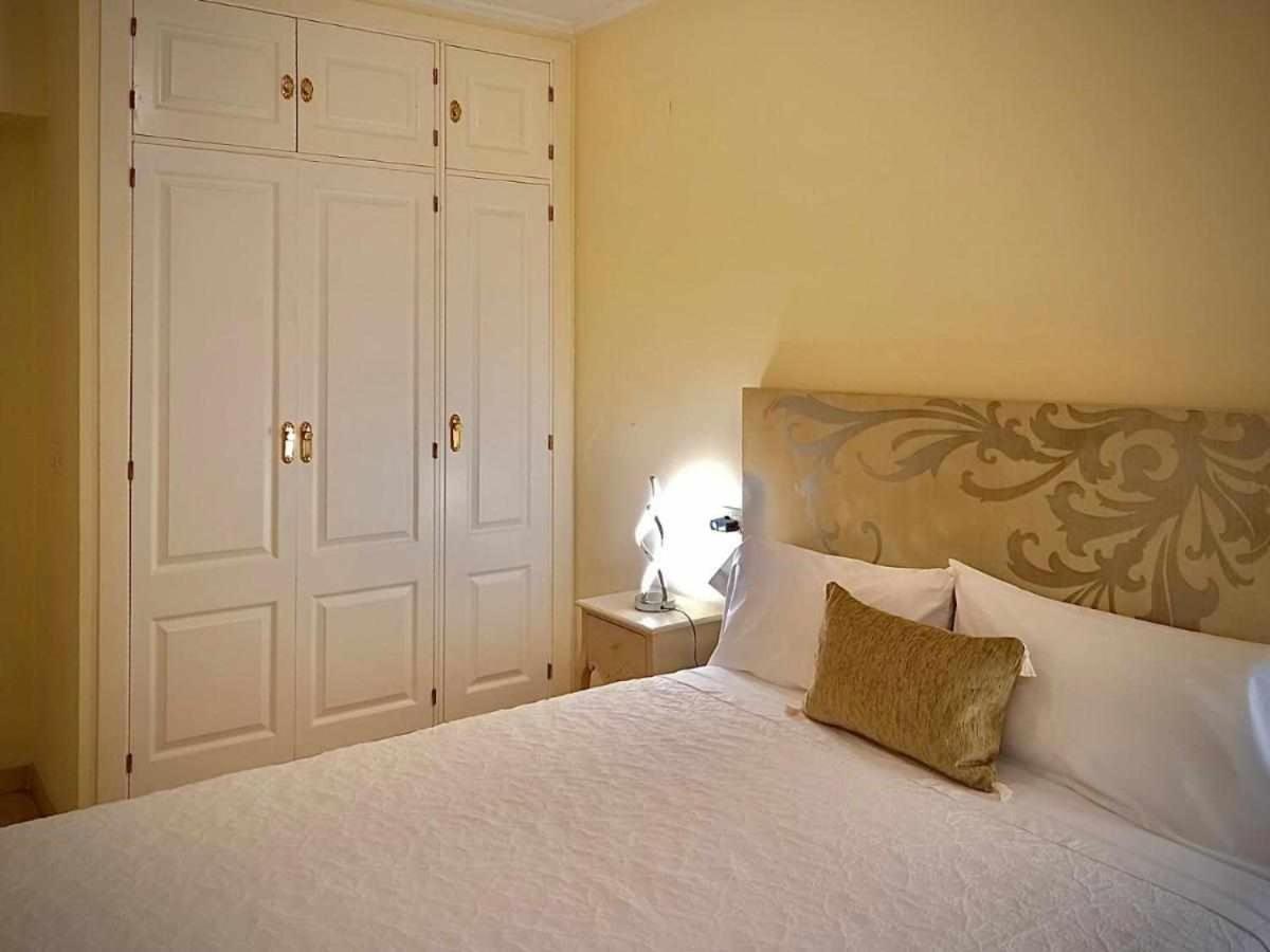 Apartamento Sauceda 7 Seville Ngoại thất bức ảnh